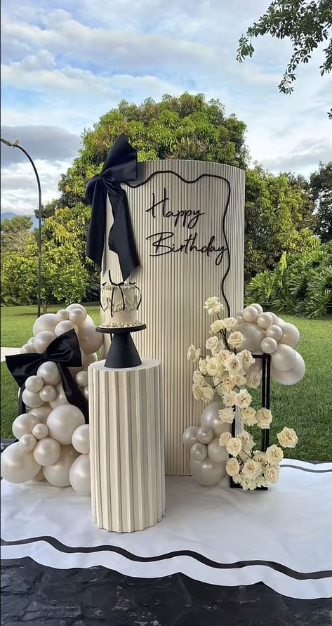 Black And White Coquette, Coquette Party, White Coquette, Birthday Dinner Party, Cute Birthday Ideas, Graduation Balloons, Birthday Party Theme Decorations, Balloon Delivery, Elegant Birthday