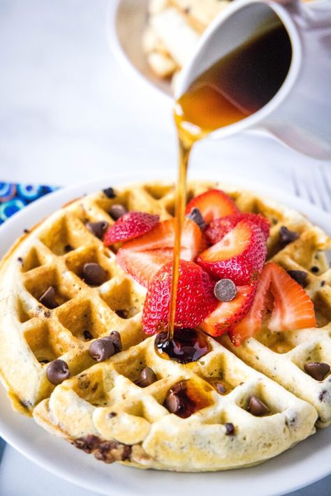 Chocolate Chip Waffles - Dinners, Dishes, and Desserts Chocolate Chip Waffle Recipe, Chocolate Chip Waffle, Chocolate Chip Waffles, Fruit Syrup, How To Make Waffles, Pumpkin Cream Cheese Muffins, Fluffy Waffles, Sweet Breakfast Treats, Homemade Chocolate Chips