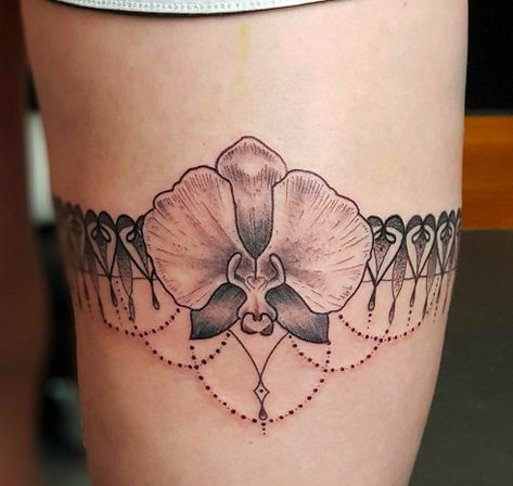 Garter Thigh Tattoo, Garter Belt Tattoo, Octopus Thigh Tattoos, Belt Tattoo, Lace Garter Tattoos, Thigh Garter Tattoo, Tattoos For Women On Thigh, Mandala Thigh Tattoo, Pearl Tattoo