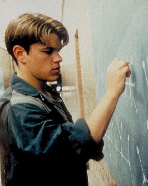 Good Will Hunting Matt Damon Wallpaper, Hunting Hairstyles, Matt Damon Good Will Hunting, Matt Demon, Naked Lunch, Greg Kinnear, Adam Brody, Good Will Hunting, River Phoenix