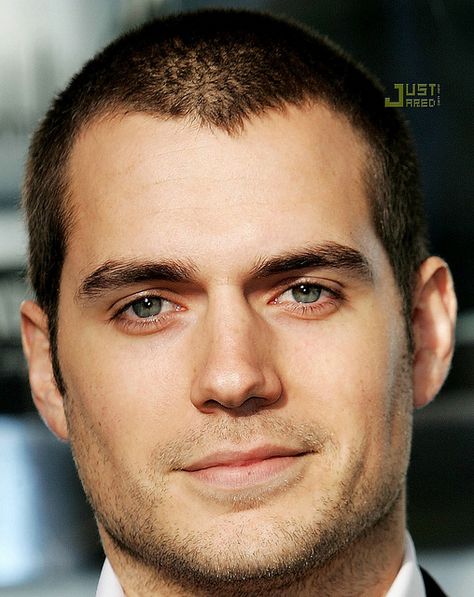 010608dunhilljustjared-1 | Flickr - Photo Sharing! Love Henry, Dream Husband, Green Eye, Le Male, The Perfect Guy, Christian Grey, British Actors, Henry Cavill, Just Jared