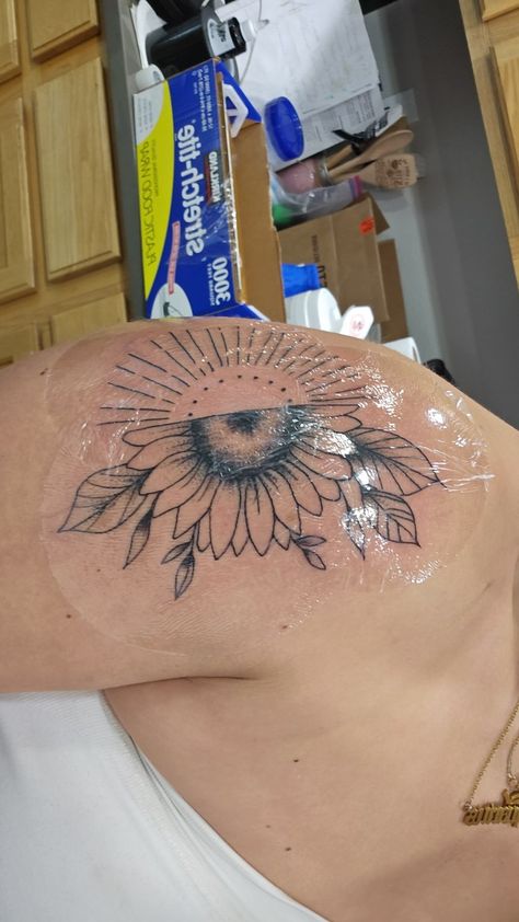 Half Sunflower Half Sun Tattoo, Sun Sunflower Tattoo, Half Sunflower Tattoo, Half Sun Tattoo, Half Sunflower, Brain Tattoo, Half Sun, Pretty Tattoos For Women, Sun Tattoo