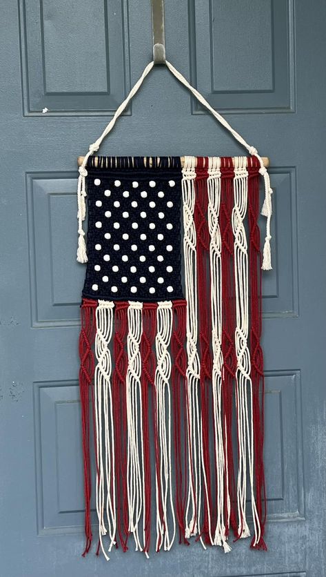 Macrame for Beginners | In time for Flag Day Macrame Flag Tutorial, Macrame American Flag Pattern, Macrame Flag Diy, Macrame American Flag, Crochet Flag, Macrame American Flag Tutorial, Macrame Flag, Inexpensive Diy Christmas Gifts, Diy Macrame Plant Hanger Tutorials