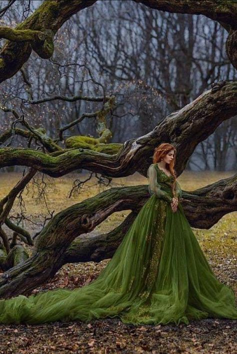 Nature Inspired Dress, Green Green Dress, Nature Dresses, Fantasy Photoshoot, Fairytale Photoshoot, Fairy Photoshoot, Nature Photoshoot, Forest Girl, Fantasy Photography