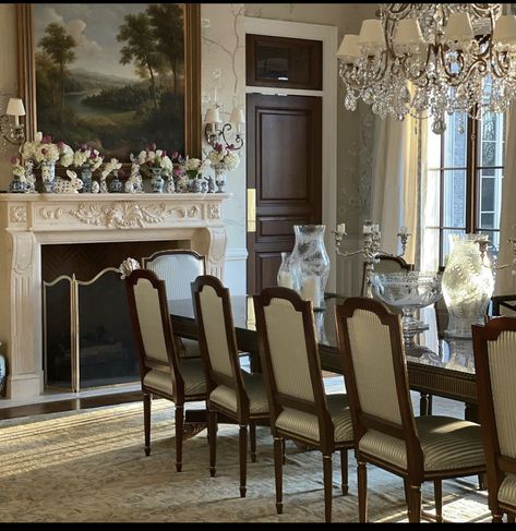 Big Cottage, Grand Dining Room, Colonial Dining Room, Dining Room French, Classic Homes, Classic Dining Room, Dining Room Fireplace, The Enchanted Home, Enchanted Home