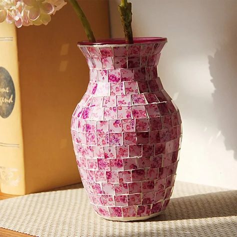 Mosaic Glass Vase $71.55 bit.ly/3hCYQMU Tile Vase, Mosaic Tiles Crafts, Cheap Vases, Terrarium Wedding, Hydroponic Systems, Mosaic Vase, Mosaic Flower Pots, Floral Mosaic, Tile Crafts