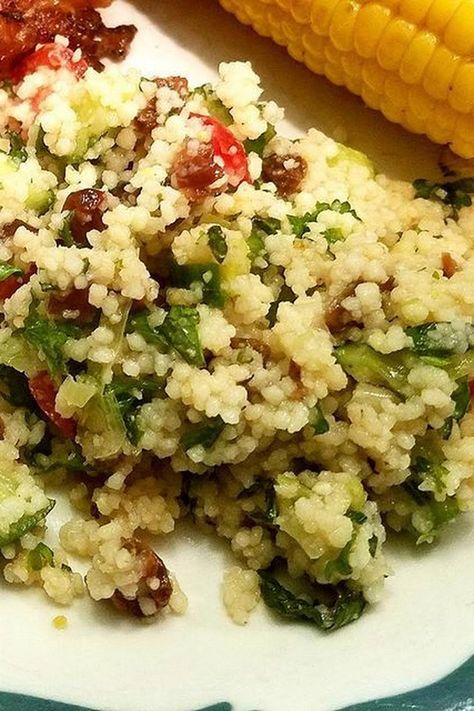 Couscous Salad (Kuskus) Making Couscous, Light Side Dishes, Orzo Recipes, Easy Pasta Salad Recipe, Just A Pinch Recipes, Couscous Salad, Easy Pasta Salad, Large Salad Bowl, Healthy Pastas