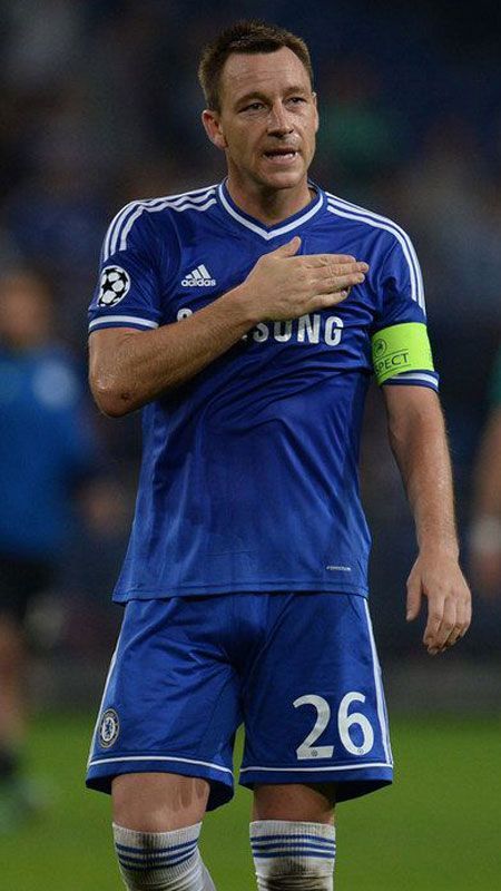 my favourite player is John Terry who is now retired Chelsea Blue, John Terry, Chelsea Players, England National Team, Football Players Images, About Football, Football Is Life, Chelsea Football Club, Soccer Goal