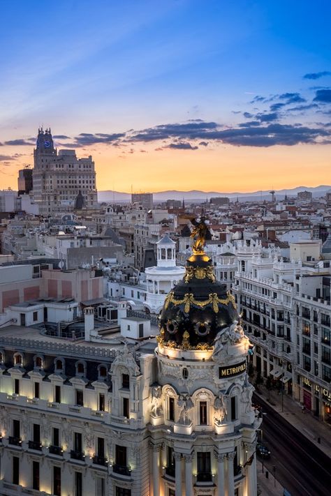 Madrid Spain Aesthetic, Travel Madrid, Madrid Aesthetic, Spain Aesthetic, Madrid City, Madrid Travel, Europe Aesthetic, Sunset View, Best Sunset