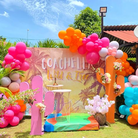 Coachella Theme Party Decoration, Coachella Decor, Coachella Party Decorations, Coachella Inspired Party, Coachella Birthday Party, Coachella Party Theme, Coachella Party Ideas, Coachella Theme Party, Coachella Theme