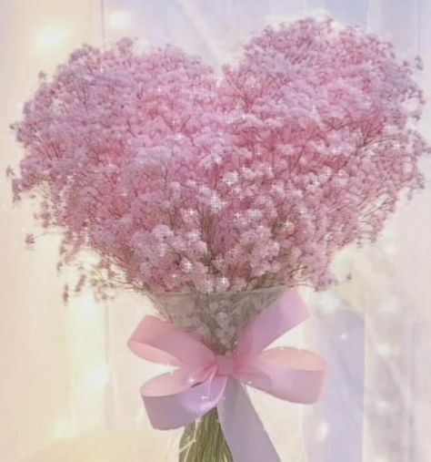 Flower Heart Aesthetic, Heart Flowers Aesthetic, Pink Glitter Roses Aesthetic, Glittery Flowers, Heart Flower Vase, Pretty Flowers Photography, Flower Heart, Flowers Photography, Pretty Flowers