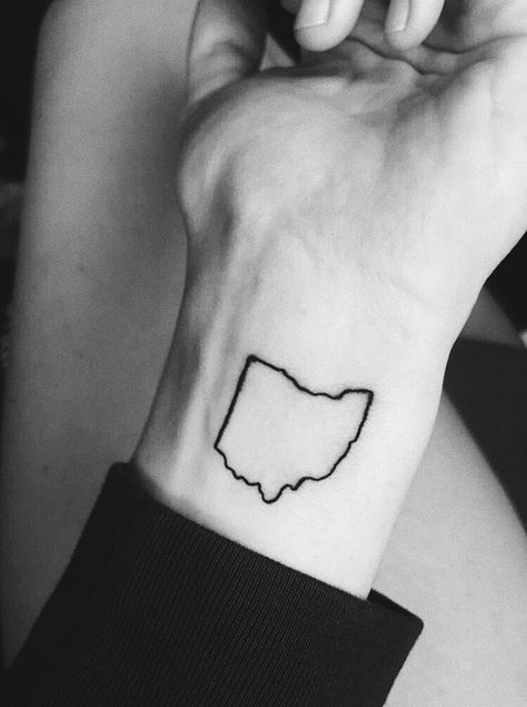 Ohio Outline Tattoo, Ohio Tattoos Women, Ohio Tattoo Ideas, Dedication Tattoos, A Sleeve Tattoo, Ohio Outline, Ohio Tattoo, Tattoo Mens, Son Tattoos