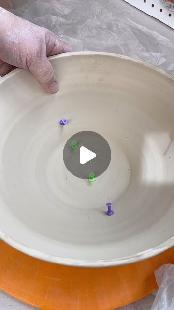 Ann Arbor Potters Guild on Instagram: "Laura Rein’s trimming technique with push pins! #pushpins #trimmingceramics #claytricks #trimmingtechniques #pushpinsandclay #ceramicstudio #ceramics #clayart #handmadebowls #functionalpottery #annarborpotters #claylife" Ceramic Pottery Tutorials, Ceramic Trimming, Throwing Inspiration, Trimming Pottery, Pottery Trimming, Ceramic Videos, Pottery Tips, Functional Ceramics, Glaze Combos