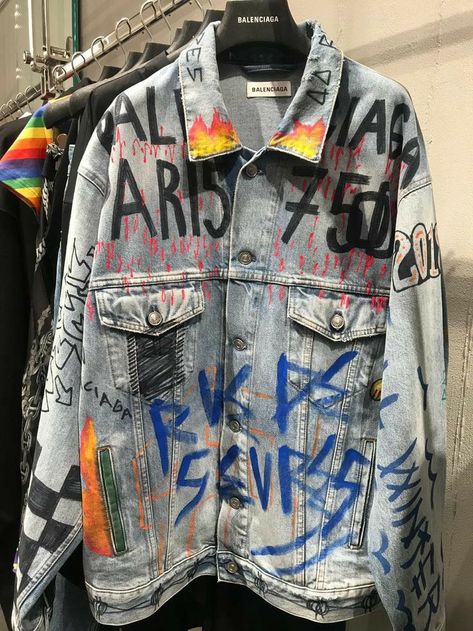 Balenciaga Denim Jacket, Graffiti Can, Glitter Things, Punk Fashion Diy, Summer 19, Painted Jeans, Oversized Denim Jacket, Cute Relationship Goals, Punk Fashion