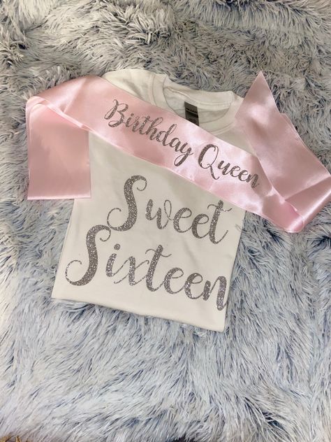 Sweet Sixteen Shirt Ideas, Sweet 16 Shirts Ideas Design, Sweet 16 Party Dress, Sweet 16 Shirts, Sweet 16 Party Themes, Sweet 16 Party Decorations, Pink Sweet 16, Sweet Fifteen, Birthday Squad Shirts