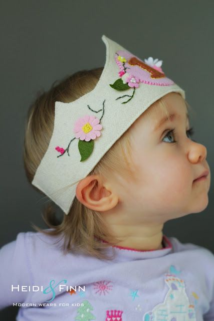 HeidiandFinn modern wears for kids: Birthday Crown Tutorial - and free pattern Waldorf Birthday Crown, Diy Birthday Crown, Baby Birthday Crown, Crown Tutorial, First Birthday Crown, Crown Template, Her First Birthday, Fabric Crown, Baby Crown