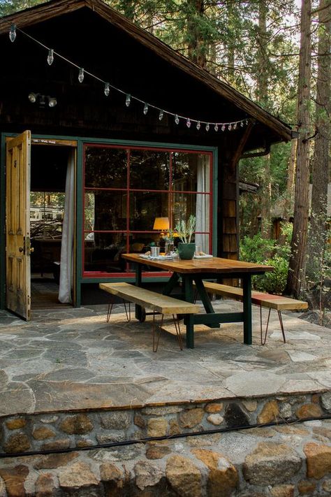 Cabin Aesthetic, Cabin Inspiration, Forest Cabin, Cabin Living, Cottage In The Woods, A Cabin, Small Cabin, Cabin Style, Cabin In The Woods