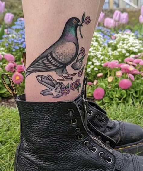 American Traditional Pigeon Tattoo, Wood Pigeon Tattoo, Pigeon Tattoo Traditional, Traditional Pigeon Tattoo, Pigeon Tattoo Design, Tattoo Pigeon, Tattoo Prep, Pigeon Tattoo, Magic Tattoo