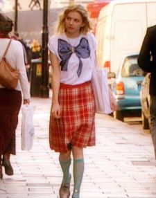 Cassie From Skins, Cassie Ainsworth, Cassie Skins, Skins Uk, Love Interest, Fantasias Halloween, Plaid Skirt, 가을 패션, 2000s Fashion