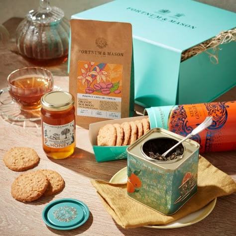 Thank You Hampers | Luxury Gift Hampers & Gift Baskets - Fortnum & Mason - Fortnum & Mason Hamper Photoshoot, Hampers Photoshoot Ideas, Hampers Photography, Diwali Hamper Photography, Hamper Photography, Hampers Photoshoot, Eid Hampers, Hamper Gift Basket, Diwali Gift Hampers