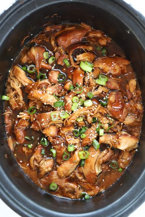 Honey Garlic Chicken - Easy Slow Cooker Recipe with Sticky Sauce - This recipe for Honey Garlic Chicken is cooked in the crock pot with just 5 minutes preparation needed. It cooks up a sticky, Asian style sauce and super tender meat. #tamingtwins #slowcooker #crockpot #asianchicken #stickychicken Sticky Sauce, Tender Meat, Slow Cooked Chicken, Chicken Easy, Sesame Chicken, Chicken Slow Cooker Recipes, Easy Slow Cooker Recipes, Honey Garlic Chicken, Honey Recipes