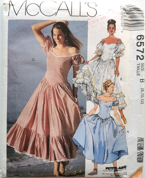 Skirt Ruffles, Waistline Dress, Sewing Projects Clothes, Mccalls Sewing Patterns, Sewing Design, Diy Sewing Clothes, Fashion Sewing Pattern, Dress Sewing Pattern, Dropwaist Dress