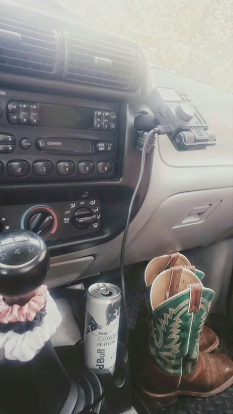 Girl Truck Accessories, Cowgirl Truck, Rodeo Aesthetic, Girl Truck, 16 Aesthetic, Western Car, Western Ideas, Truck Pics, Its A Lifestyle