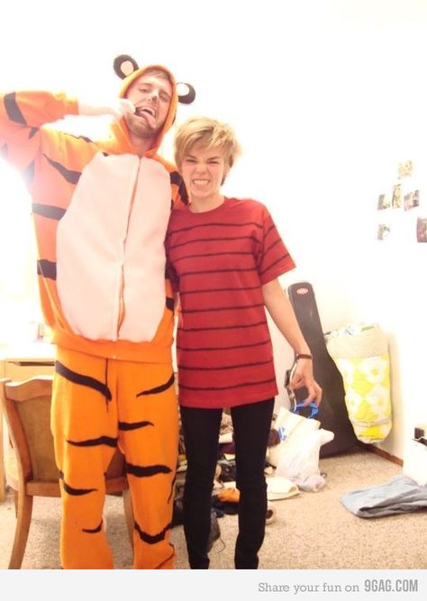 Calvin and Hobbes Calvin And Hobbes Halloween, Calvin And Hobbes Costume, Diy Halloween Couples, Cute Couples Costumes, Ron Burgundy, Hallowen Costume, Halloween Costumes For Couples, Favorite Cartoon Character, Halloween Cartoons