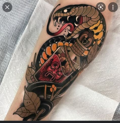 Traditional Snake Tattoo, Tattoo Ideas Men, Japanese Snake Tattoo, Neo Traditional Tattoos, Neo Tattoo, Neotraditional Tattoo, Funky Tattoos, Traditional Tattoo Sleeve, Snake Tattoo Design