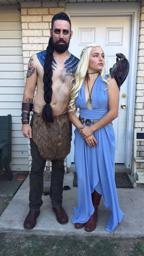 Game Of Thrones Halloween Costumes Daenerys Targaryen, Game Of Thrones Khaleesi Costume, Daenerys Costume Halloween, Got Couple Costume, Danarys Targaryen Costume, Dragon Costume For Men, Couple Halloween Costumes Game Of Throne, Daenerys Targaryen Diy Costume, Khaleesi And Khal Costume