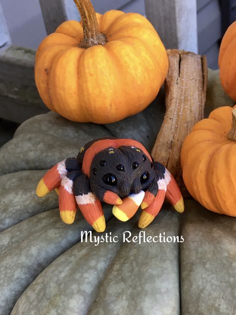 Handmade Ooak Polymerclay Sculpture by Mystic Reflections. Halloween Sculptures Polymer Clay, Halloween Clay Sculpture, Clay Art Halloween, Spooky Clay Ideas, Thanksgiving Clay Ideas, Air Dry Clay Ideas Halloween, Halloween Clay Projects, Halloween Air Dry Clay Ideas, Halloween Clay Art