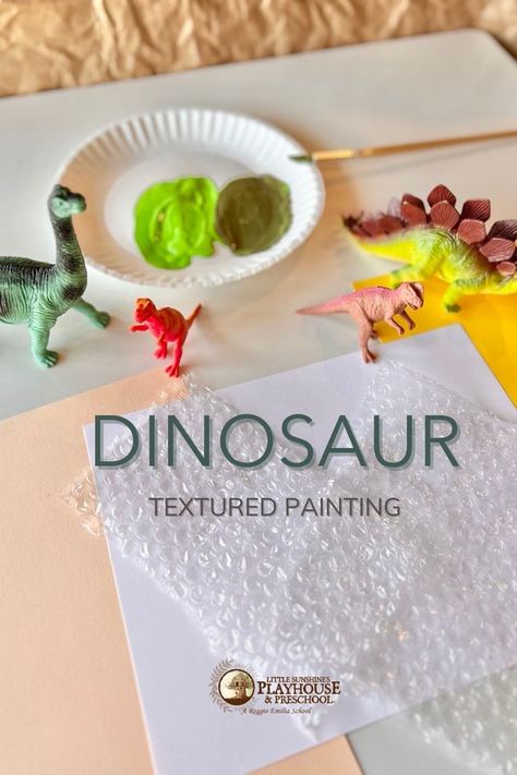 We're creating dinosaur skin by painting bubble wrap on card stock paper. Dinosaur Skin Texture, Dinosaur Arts And Crafts For Toddlers, Dinosaur Process Art Preschool, Dinosaur Process Art, Dinosaur Art For Toddlers, Bubble Wrap Activities, Dinosaur Crafts For Toddlers, Dinosaur Art Preschool, Preschool Dinosaur Activities