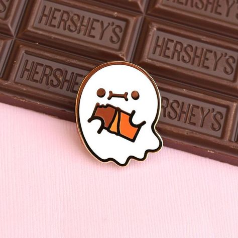 Snack Halloween, Halloween Digital Art, Halloween Chocolate, Chocolate Candy Bar, Halloween Pins, Pin Art, Cool Pins, Kawaii Halloween, Trick Or Treater