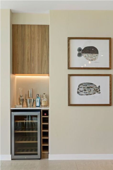 Mini Bar At Home Small Spaces, Mini Bar Ideas Small Spaces, Renovation Facade, Mini Bar At Home, Bar Nook, Home Bar Ideas, Bar Corner, Custom Kitchen Remodel, Raised Panel Cabinets