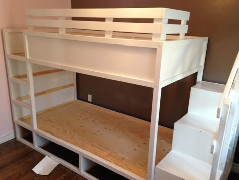 Cama Ikea Kura, Ikea Kura Hack, Ikea Bed Hack, Cama Ikea, Ikea Kids Room, Ikea Kura Bed, Hack Ikea, Kura Bed, Diy Crib