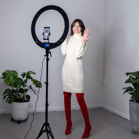 Portable Ring Light, Tungsten Light, Ring Lights, Light Setup, Expensive Camera, Traditional Flash, Selfie Ring Light, Light Ring, Led Ring Light