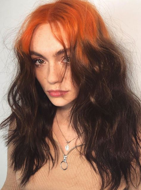 This new copper hair trend is perfect for colour commitment-phobes. #haircolor #hairstyles Short Grunge Hair, Hair Color Streaks, Hair Streaks, Permanent Hair Dye, Hair Trend, Copper Hair, Dye My Hair, Hair Dye Colors, Hair Color Dark