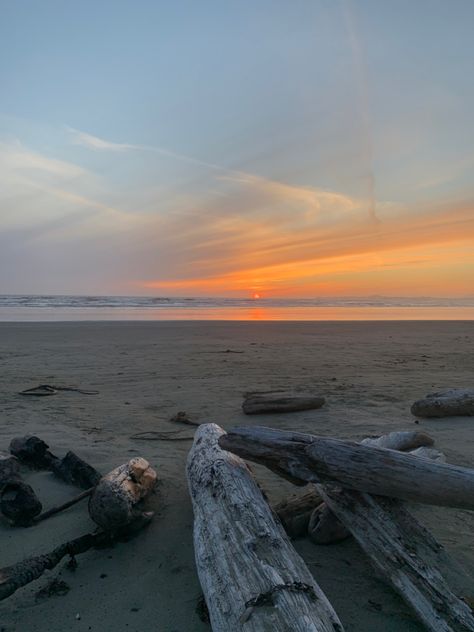 Tofino Bc Aesthetic, Vancouver Beach Aesthetic, Tofino British Columbia Aesthetic, Tofino Aesthetic, Coast Bedroom, Vancouver Beach, Summer Beach Sunset, Tofino British Columbia, West Coast Canada