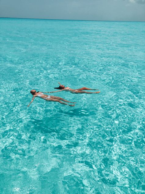 #bahamas #oceanlife #oceanblues #bahamamama #beach #boat #boating #picoftheday Bahamas Boat Aesthetic, Bimini Bahamas Aesthetic, Bahamas Vacation Pictures, Bahamas Aesthetic, Bahamas Trip, Bimini Bahamas, Baha Mar, Harbour Island Bahamas, Beach Vacation Pictures