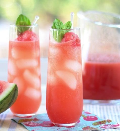 Apple Cider Vinegar Tonic, Acv Drink, Shrub Recipe, Ripe Watermelon, Vinegar Drink, Vinegar Drinks, Chesty Cough, Apple Cider Vinegar Drink, Watermelon Mint