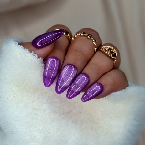 10 Pcs Handmade Press on Nails (L, Moon Light Purple/Jelly Purple with French Silver Ring Cat Eye/Almond) A019L Purple Cat Eye Nails, Trend 2023, Nail Trend, Cat Eye Nails, Purple Cat, Moon Light, Dope Nails, Nail Trends, Light Purple