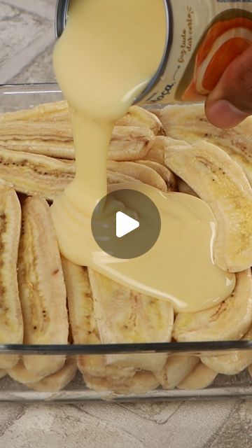 Recognizing Master on Instagram: "Add condensed milk to the bananas and make this delicious treat in just a few minutes! #foryoupageviralシ゚ #bananadessert #foryou" Blueberry Banana Pudding, Banana Coconut Dessert, Easy Recipes With Evaporated Milk, Banana Sweet Recipes, Desserts Using Over Ripe Bananas, Desserts With Old Bananas, Things To Do With Overripe Bananas, Banana Treats For Kids, Desert With Bananas