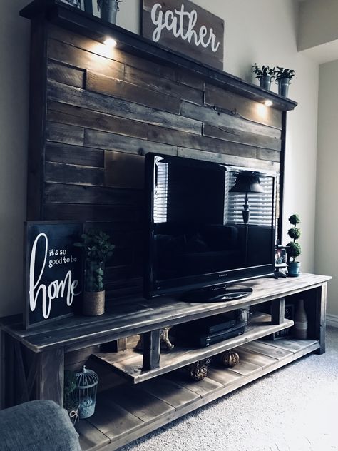 Barnwood Tv Stand, Rustic Wall For Tv, Pallet Wood Walls Living Room, Man Cave Entertainment Center, Homemade Entertainment Center, Pallet Entertainment Center Diy, Wall Mounted Entertainment Center, Diy Wall Entertainment Center Ideas, Rustic Tv Wall