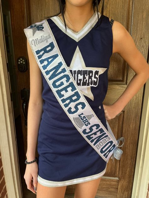 Senior Sash Ideas High Schools, Senior Night Sashes Cheer, Senior Cheer Sash, Senior Sashes Cheer, Senior Sash Ideas, Homecoming Sash, Highschool Cheer, Cheer Sash, Senior Events