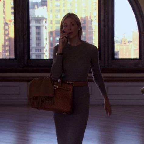 Lily Wander Woodsen Aesthetic, Kelly Rutherford Style, Lily Van Der Woodsen, Birkin Mom, Kelly Rutherford, Beauty Hair Color, Gossip Girl Outfits, Relaxed Outfit, Professional Wardrobe