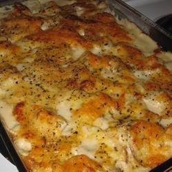 For a new twist on lasagna, try this delicious version. I use ham, but you could also use smoked turkey. I serve this with a salad. Potato Lasagna, Pork Chops And Potatoes, Creamy Potato, Potato Casserole, Lasagna Recipe, Potato Dishes, Main Meals, Alfredo, Casserole Recipes