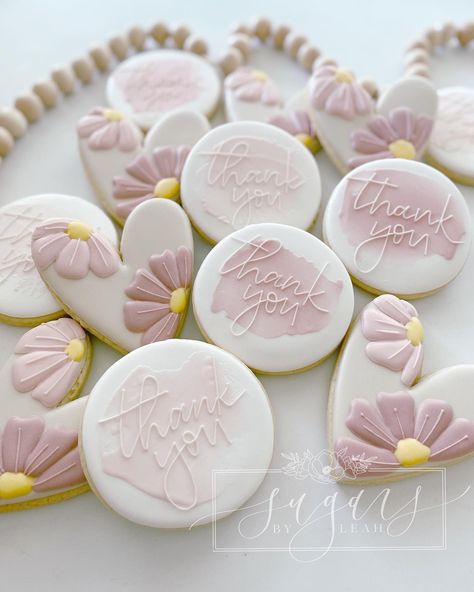 Leah Malvarose (@sugarsbyleah) • Instagram photos and videos Heart Cookies Decorated, Thank You Cookies, Royal Iced Cookies, Cutout Cookies, Sugar Cookie Royal Icing, Iced Sugar Cookies, Sugar Cookie Designs, Royal Icing Decorations, Decorator Icing