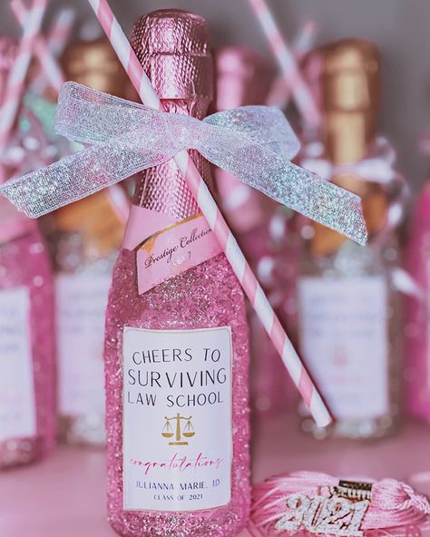 Law School Grad Party, Lawyer Bae, Medical School Graduation Party Ideas, Beauty School Graduation, Nurse Graduation Party Decorations, Law School Graduation Party, Graduation Party Desserts, Nursing School Graduation Party, Law School Inspiration