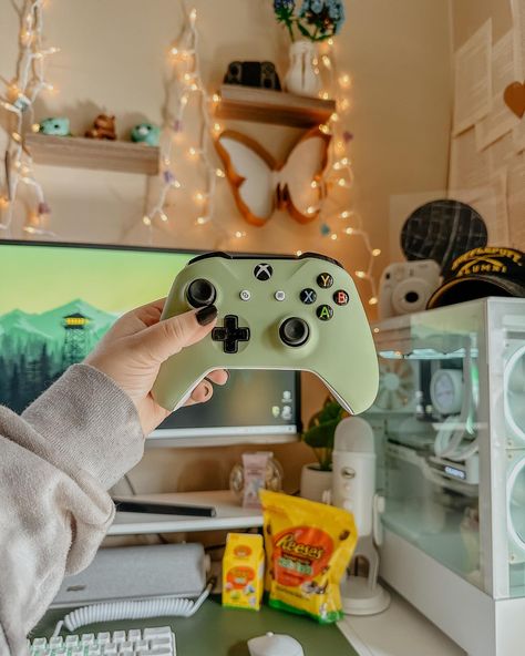 Really happy with my new Xbox controller color.🎮 I’ve had this controller for probably 8-9 years, it’s well loved and the joysticks are worn down and smooth. It’s my favorite controller and I didn’t want a new one, just a new color. So my bf helped me change out the faceplate for this Matcha Green one and I’m in love.🥹🫶 #xboxcontroller #gamingsetup #gamergirl #cozygamingsetup #whitepc #greenaesthetic #extremerate Aesthetic Xbox Controller, Cute Xbox Controller, Xbox Controller Aesthetic, Xbox Aesthetic, Custom Xbox, Controller Design, Xbox Controller, Better Love, Gaming Setup