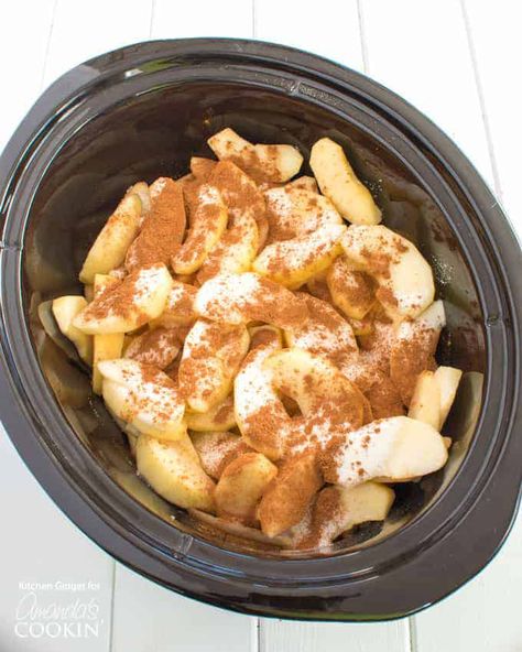 Cinnamon Apples Crockpot, Apple Crockpot Recipes, Crockpot Apples, Breakfast Apples, Fall Pinterest, Apple Butter Crock Pot, Slow Cooker Apple Butter, Apple Butter Recipe, Homemade Apple Butter